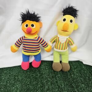 Vintage PBS 1984 hasbro softies sesame street Bert & Ernie plush stuffed animal